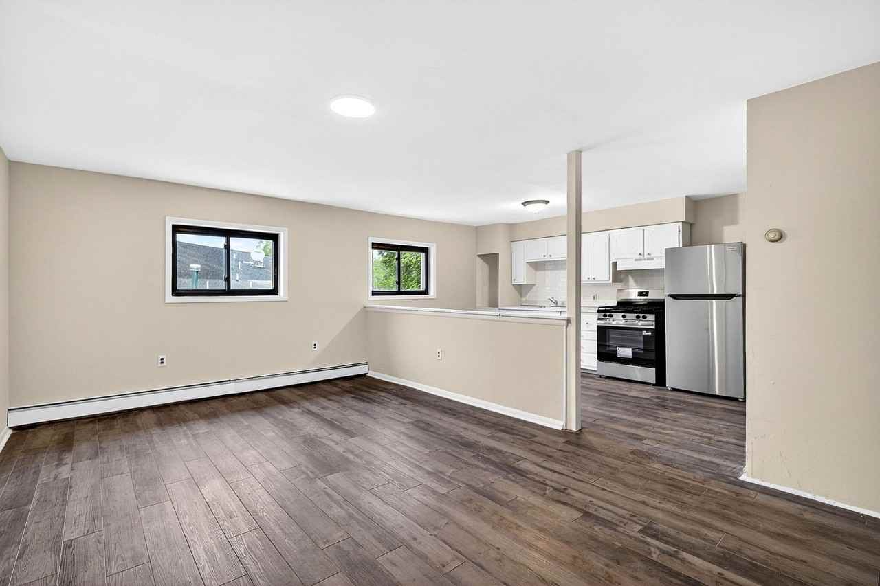 172 Scotch Rd - Photo 5 of 19