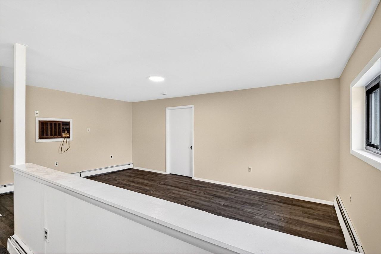 172 Scotch Rd - Photo 6 of 19