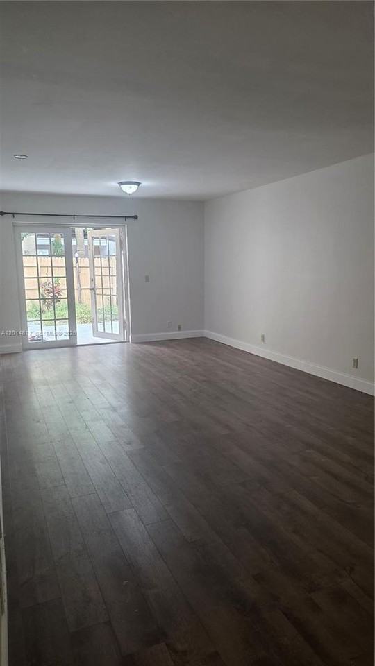 5958 Nw 24th Ct - Photo 3 of 20