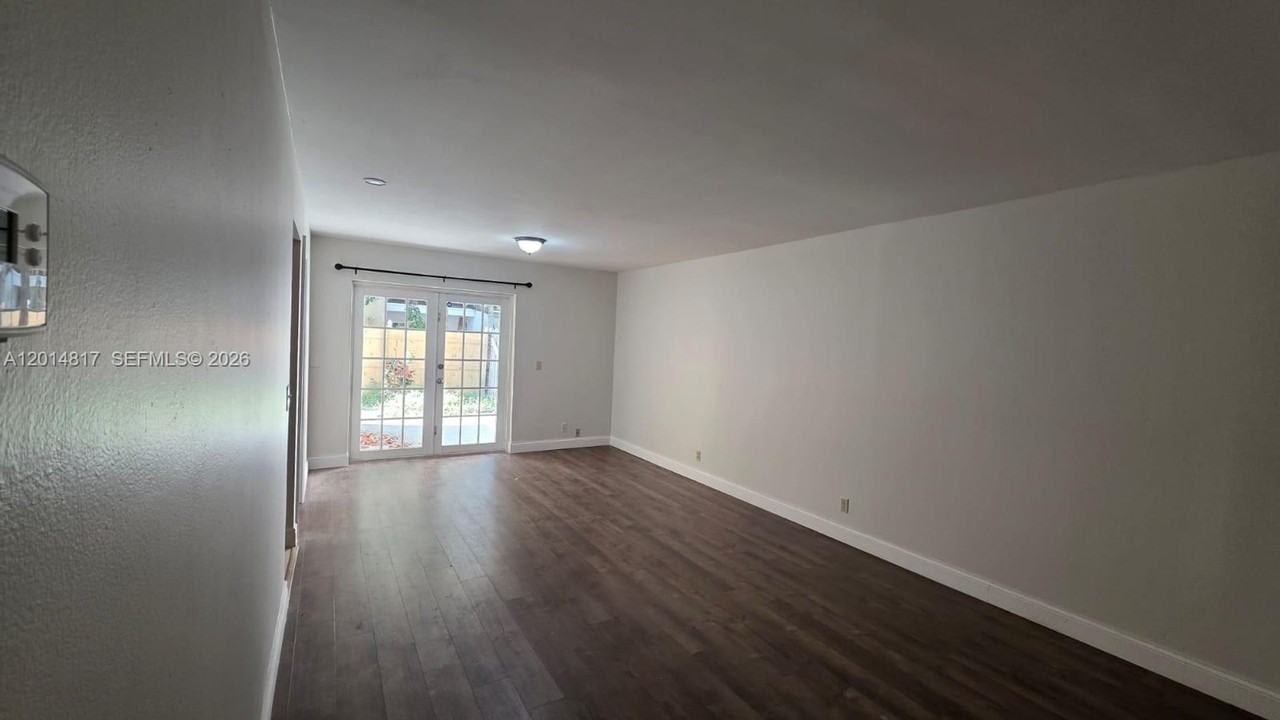 5958 Nw 24th Ct - Photo 6 of 20
