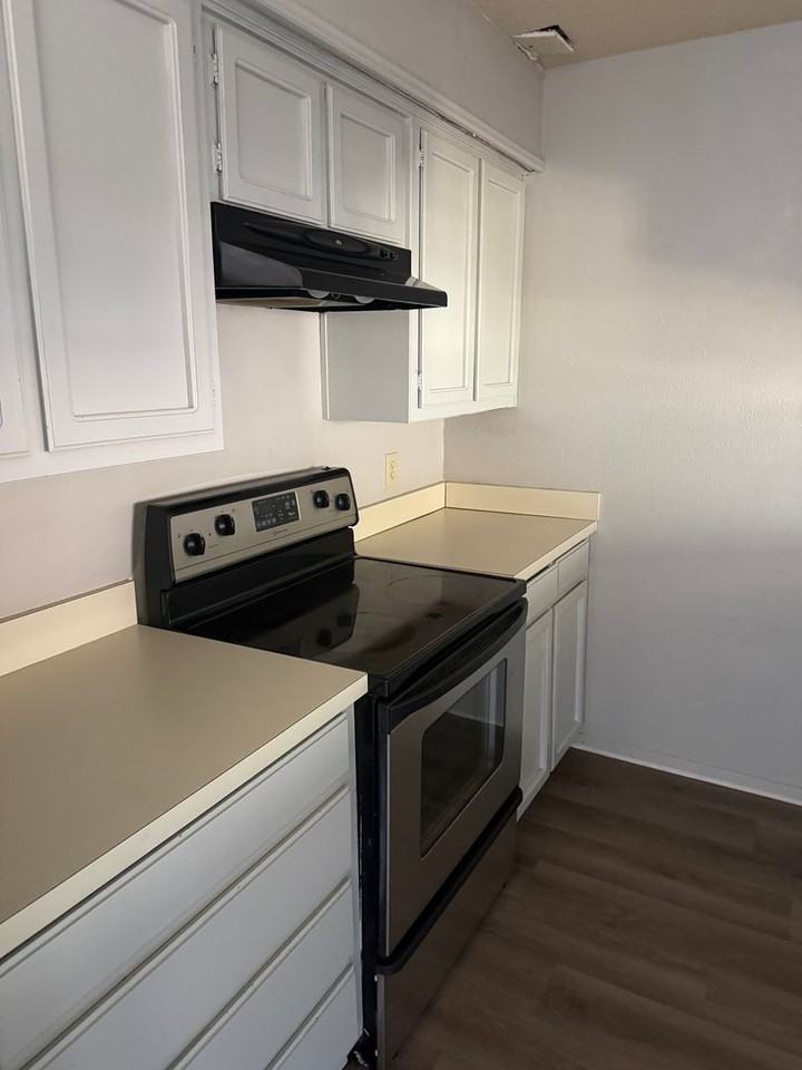 Mulberry Creek Condo’s - Photo 4 of 31