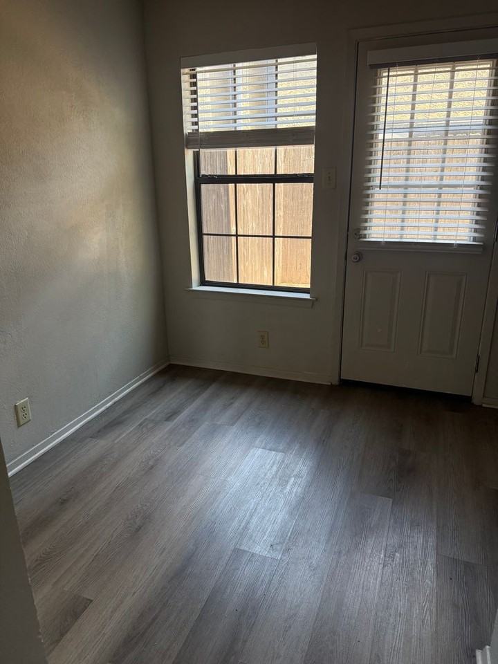 Mulberry Creek Condo’s - Photo 7 of 31