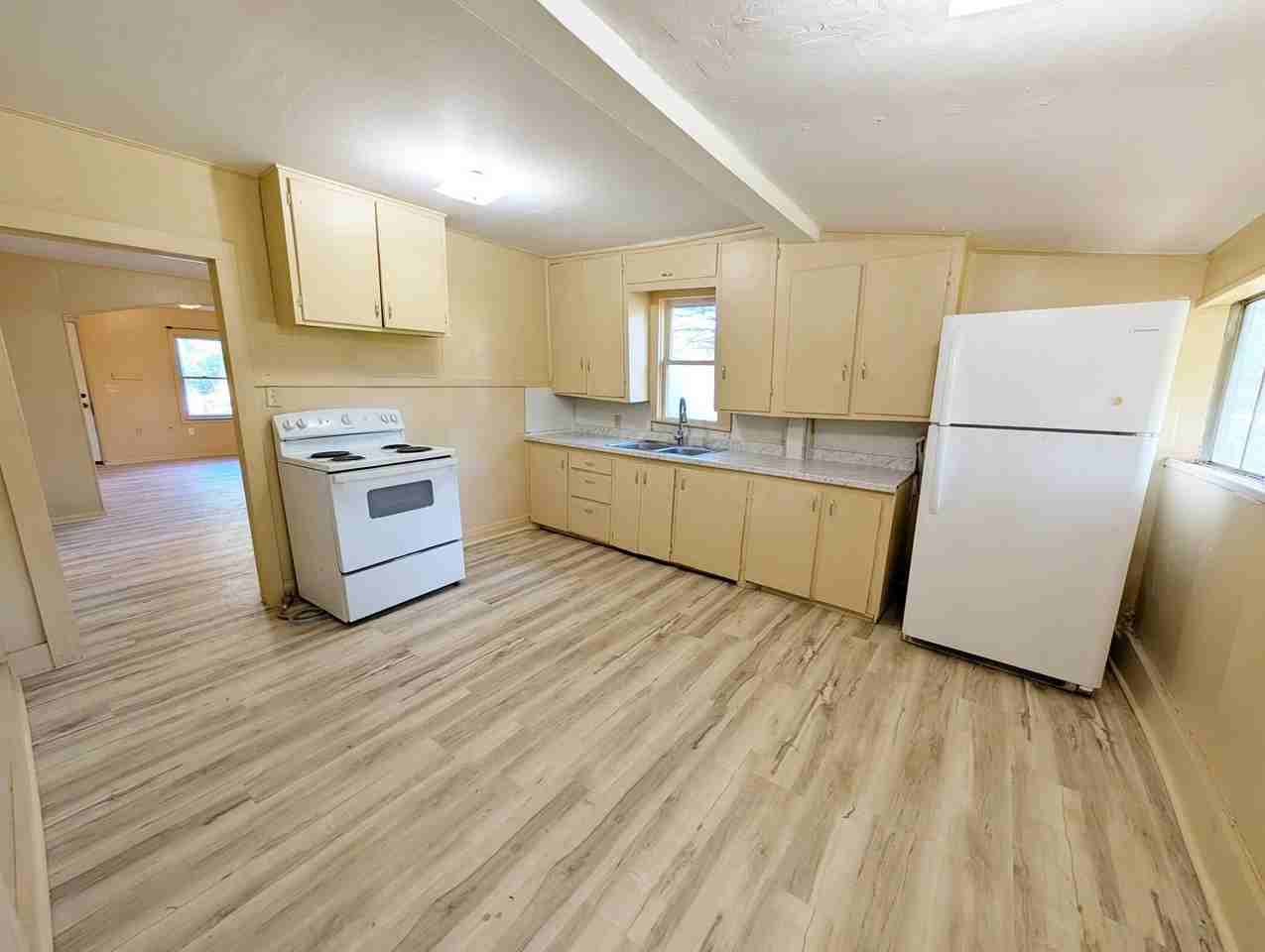 719 N Pennsylvania Ave - Photo 6 of 12
