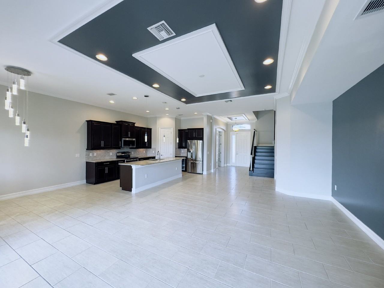 11181 Monte Carlo Blvd - Photo 5 of 47