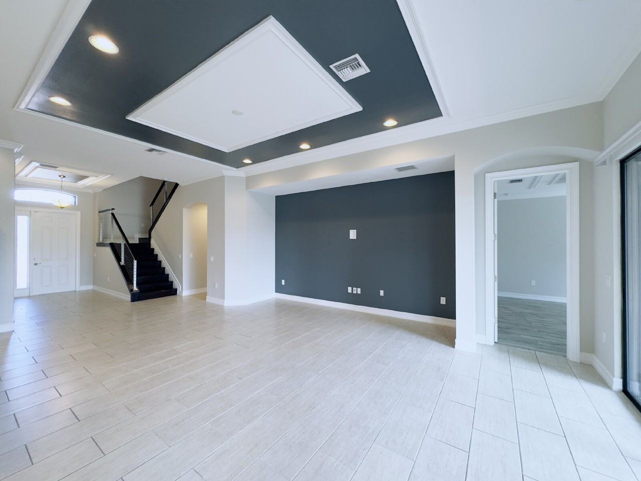 11181 Monte Carlo Blvd - Photo 7 of 47