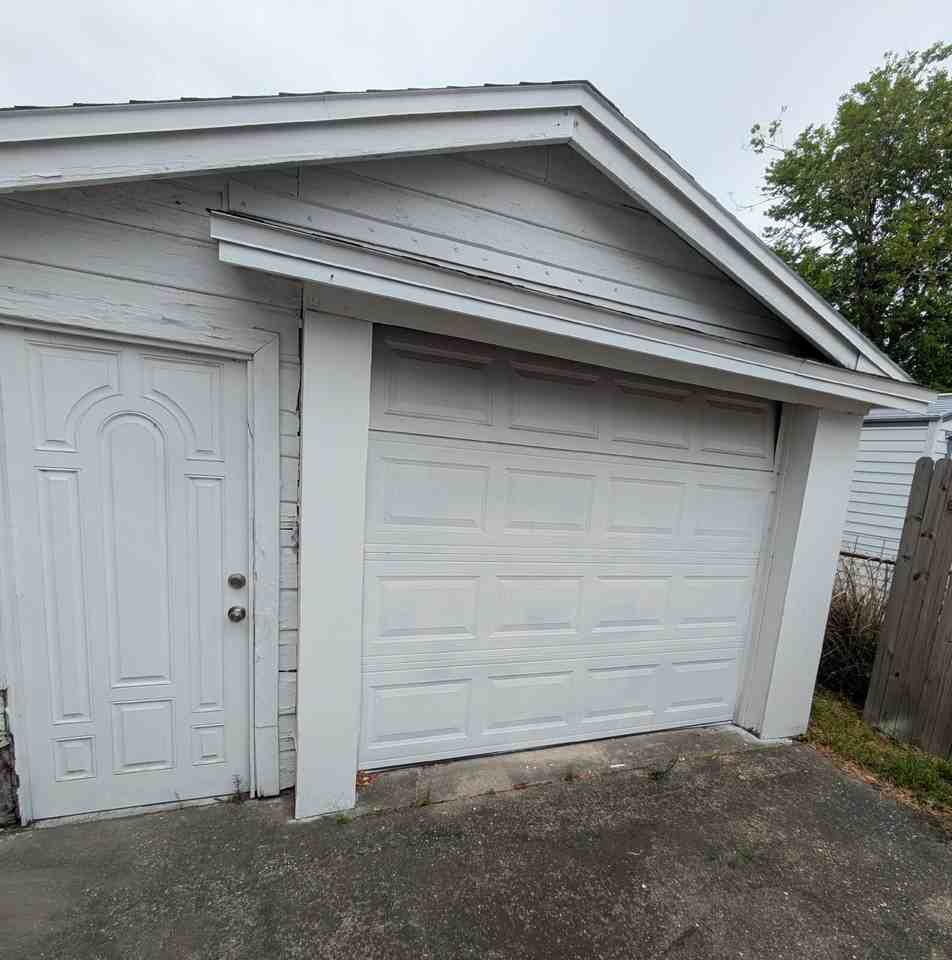 6552 Sapphire Dr - Photo 4 of 24