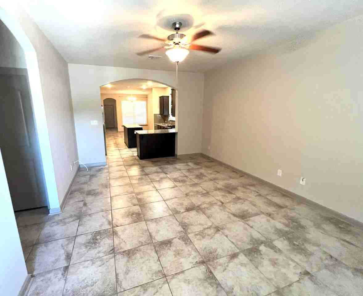 7854 W Pelican Lakes Ave - Photo 6 of 14
