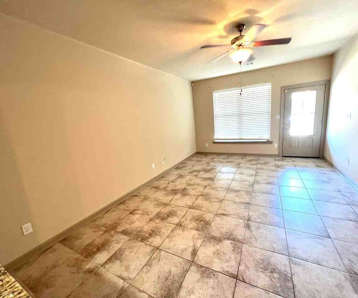 7854 W Pelican Lakes Ave - Photo 7 of 14