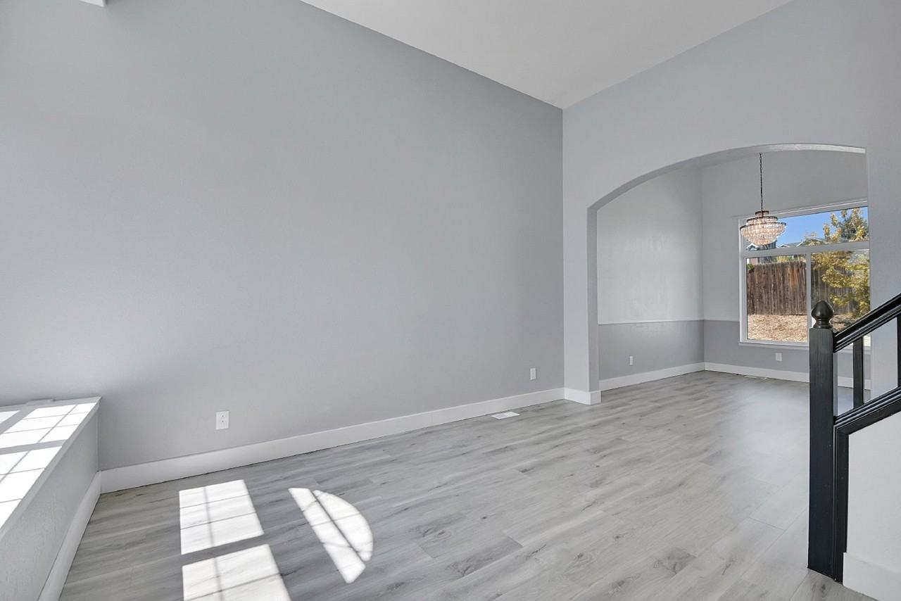 19223 E Linvale Pl - Photo 2 of 48