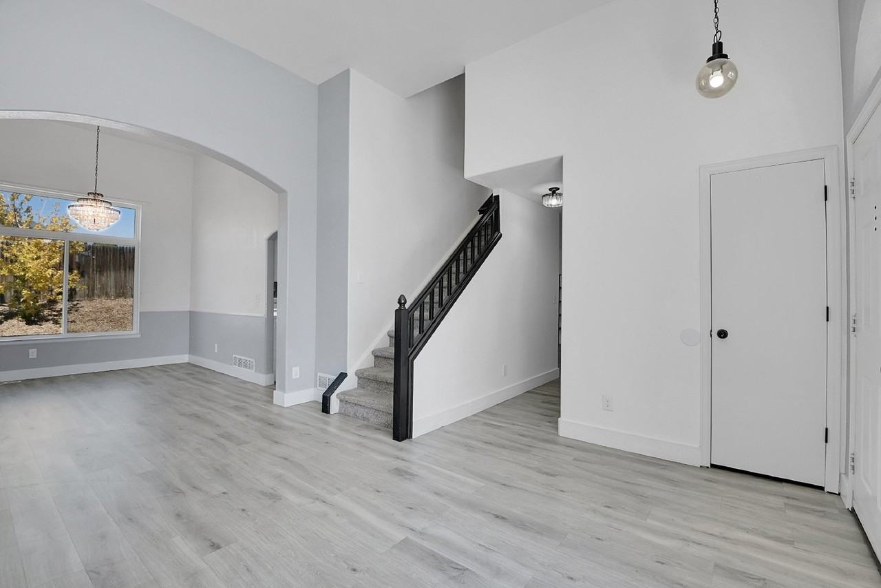 19223 E Linvale Pl - Photo 3 of 48