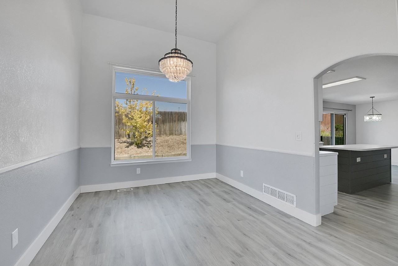 19223 E Linvale Pl - Photo 6 of 48