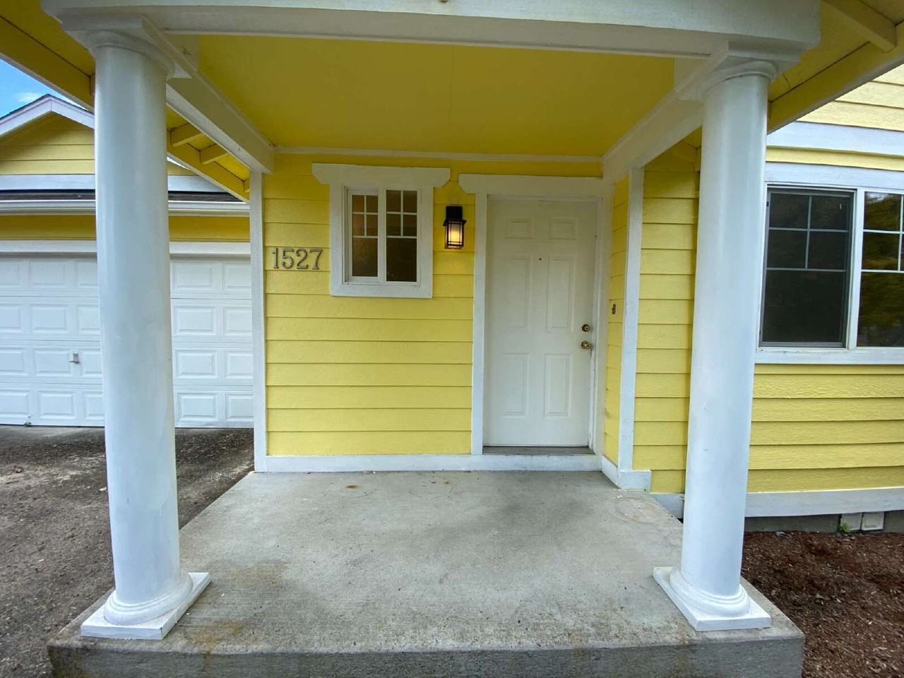 1527 Fruitland Dr - Photo 4 of 21