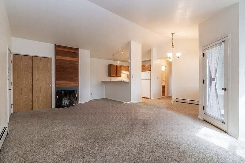 3515 28th St Apt 308 - Photo 3 of 9