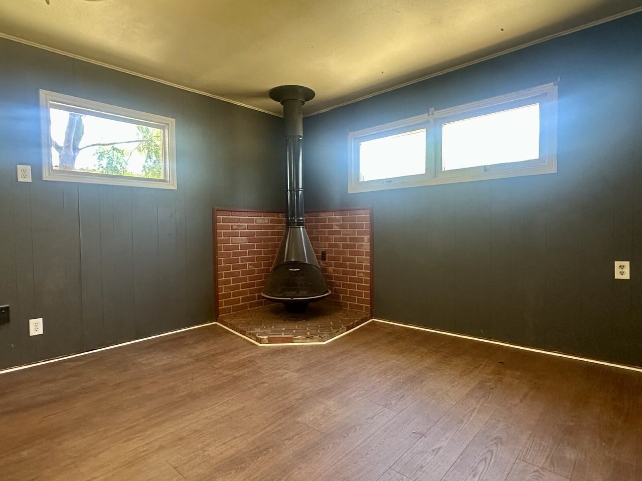 4608 35th St - Photo 6 of 13