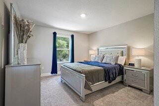 5246 Neil Dr - Photo 7 of 33