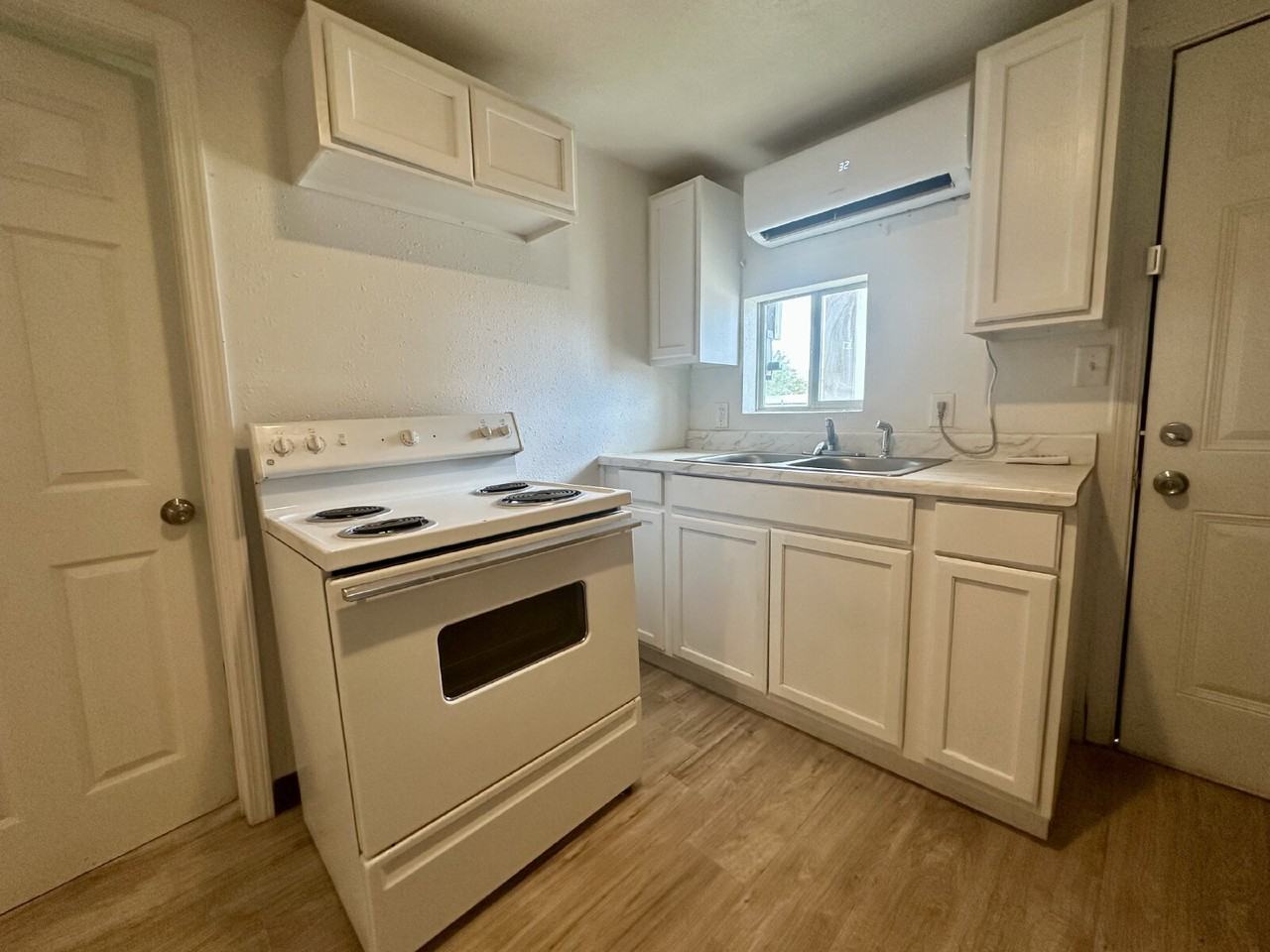 2416 Colgate St #2 - Photo 7 of 12