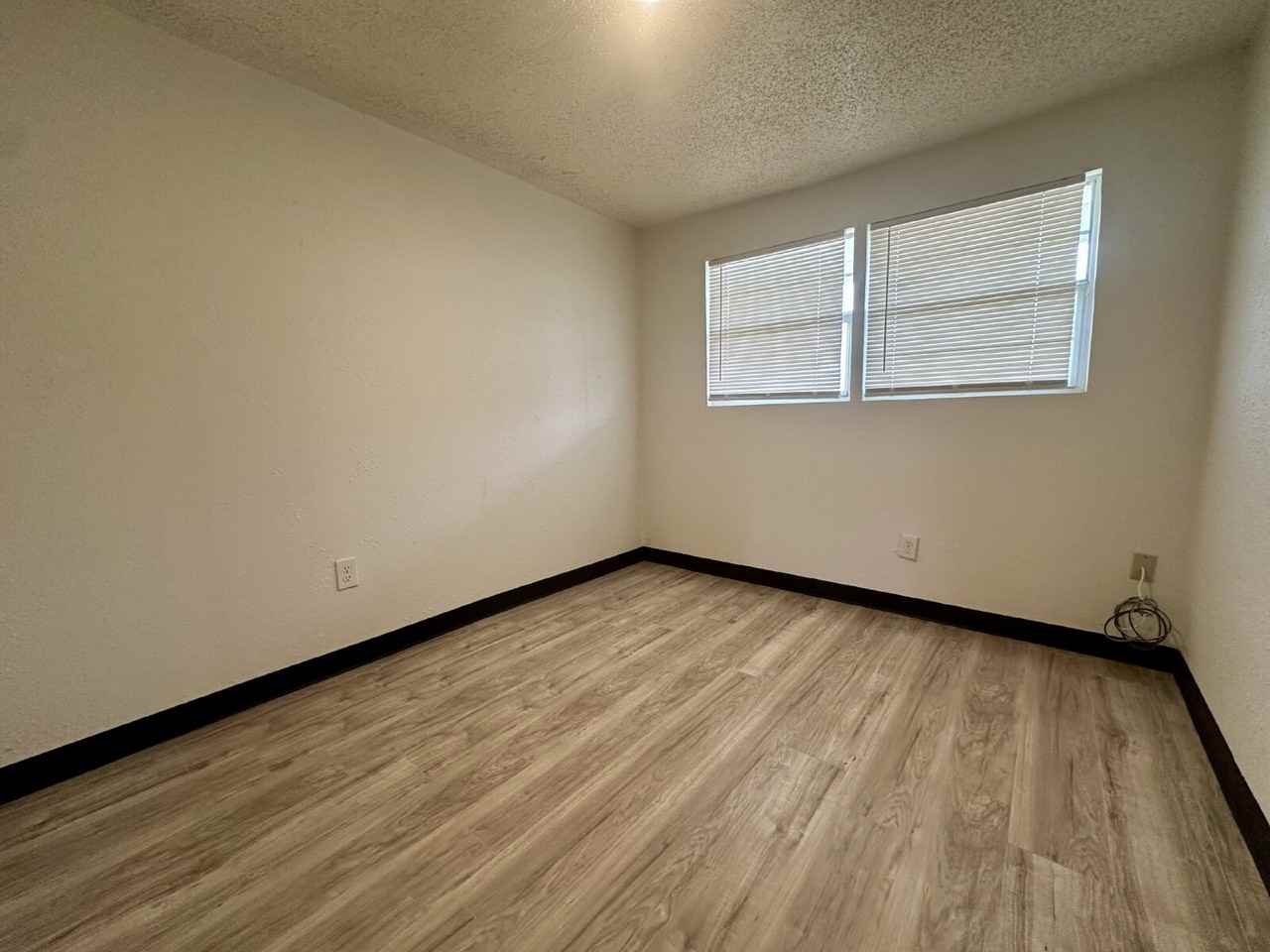 2416 Colgate St #6 - Photo 5 of 12