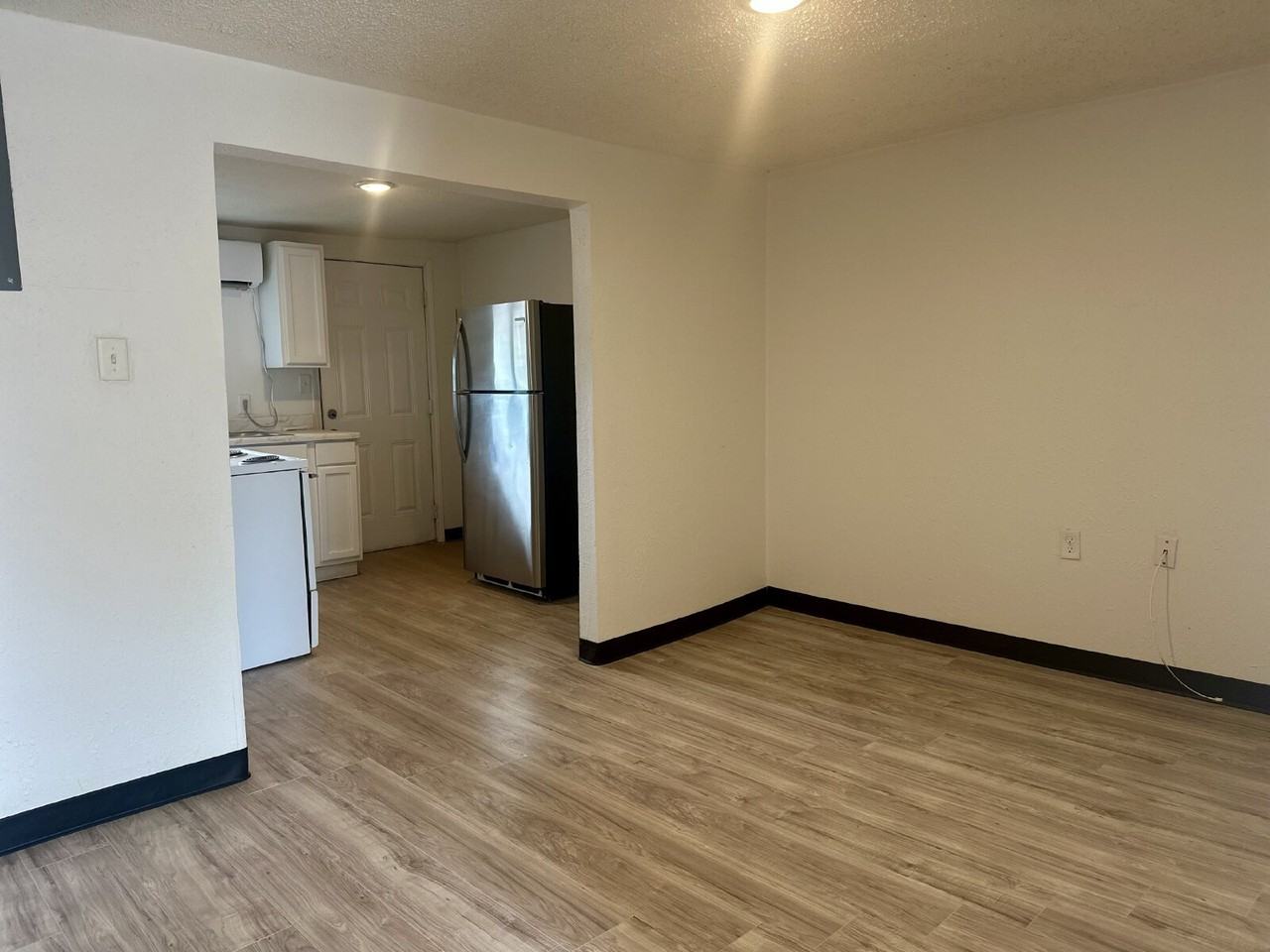 2416 Colgate St #12 - Photo 3 of 12