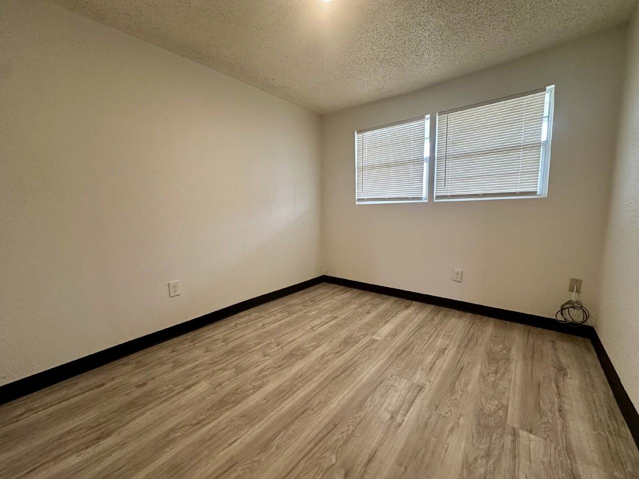 2416 Colgate St #12 - Photo 5 of 12