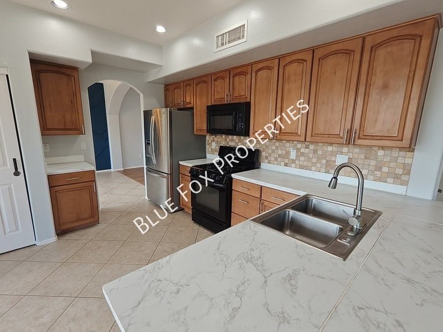 15405 S Camino Laguna Clara - Photo 2 of 42
