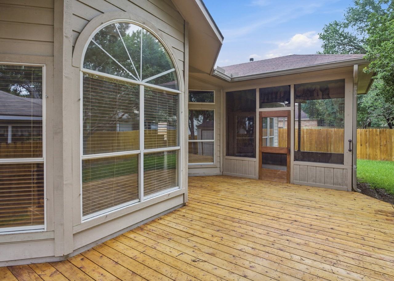 229 Cordero Dr - Photo 3 of 34