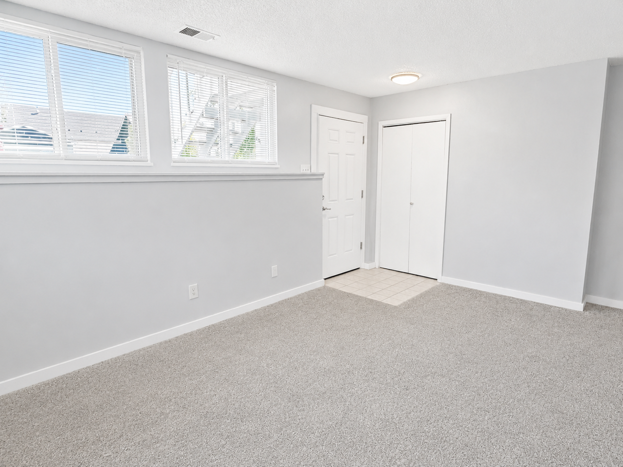 6205 E Ohio Ave #C - Photo 3 of 18
