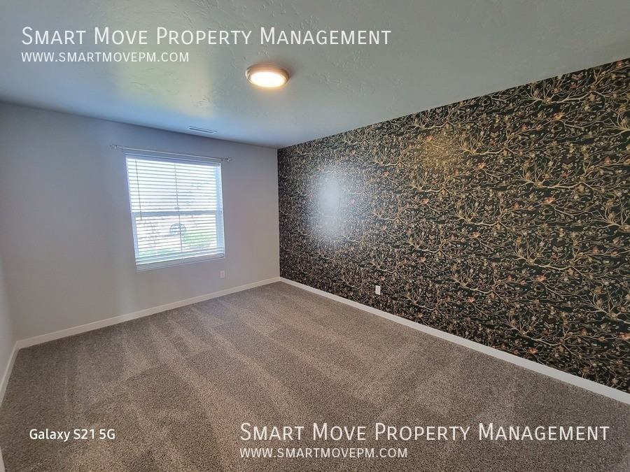 6322 N Seacliff Ave - Photo 6 of 40