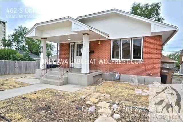 462 S University St - Photo 2 of 19