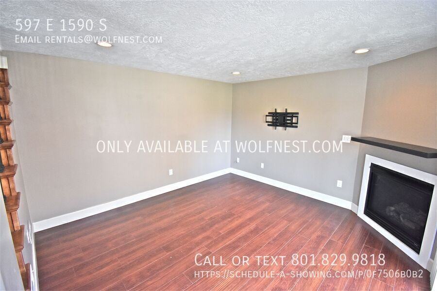 597 E 1590 S - Photo 4 of 43