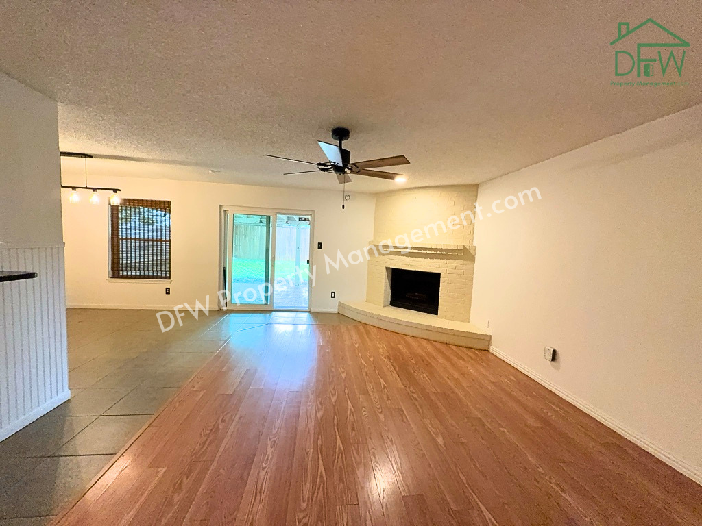 6415 Elm Springs Dr - Photo 6 of 29