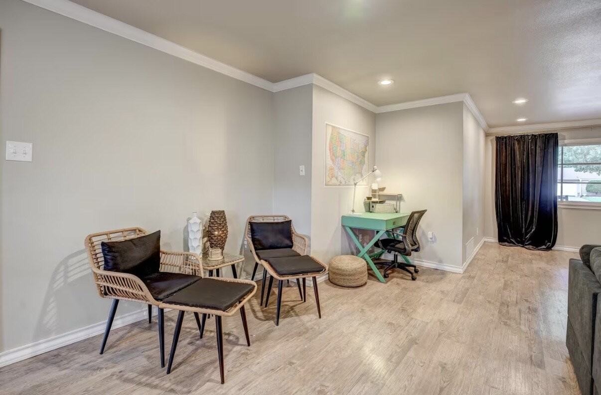 4203 64th St - Photo 5 of 18