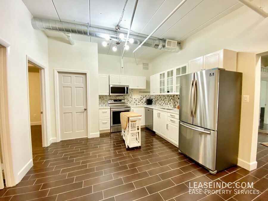 2141 Wisconsin Ave Nw #D2 - Photo 2 of 22
