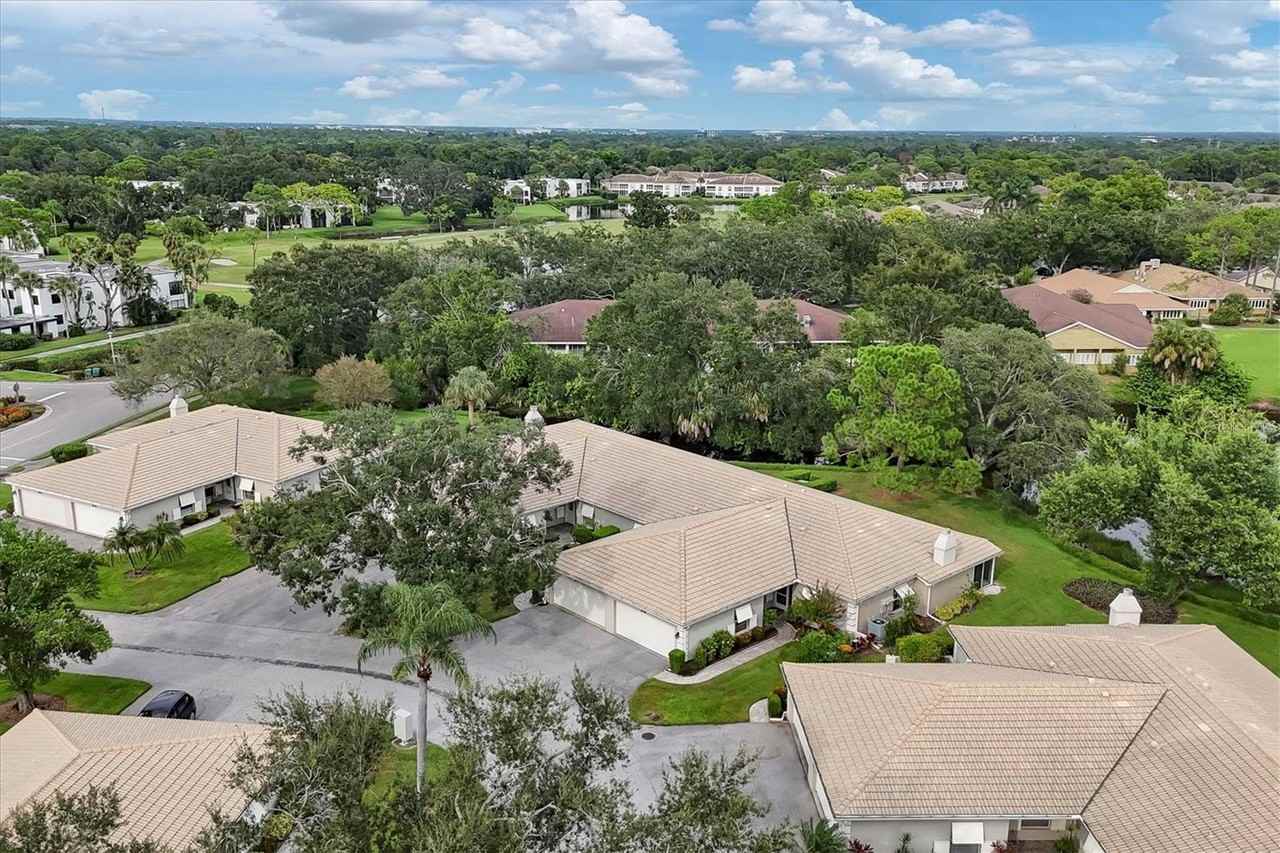 3038 Ringwood Mdw - Photo 4 of 32