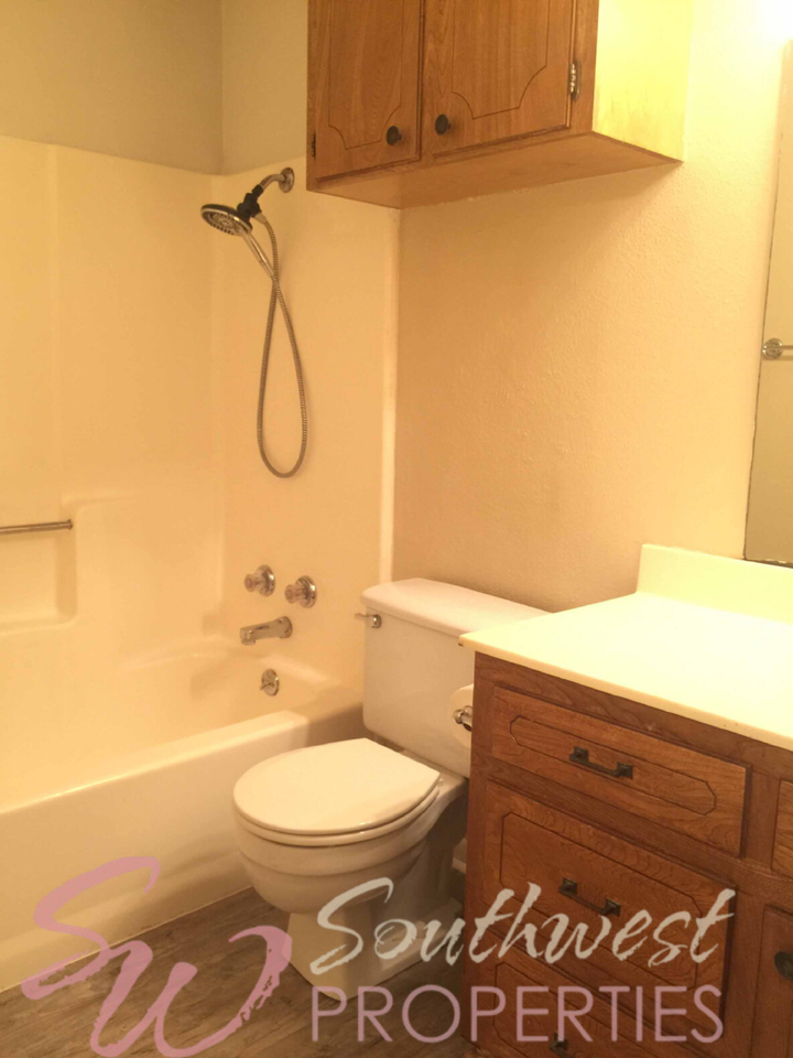 107 Willow Ln #A - Photo 7 of 8