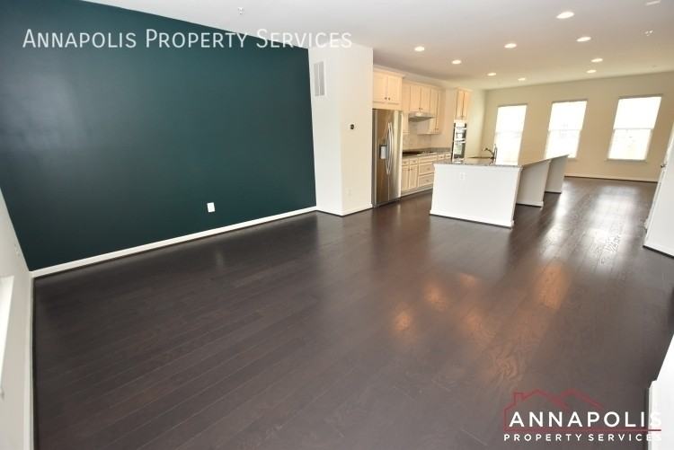 7827 Bakers Creek Ln - Photo 7 of 40