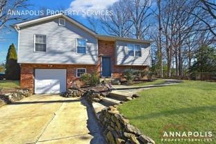 403 Edgemere Dr - Photo 1 of 1