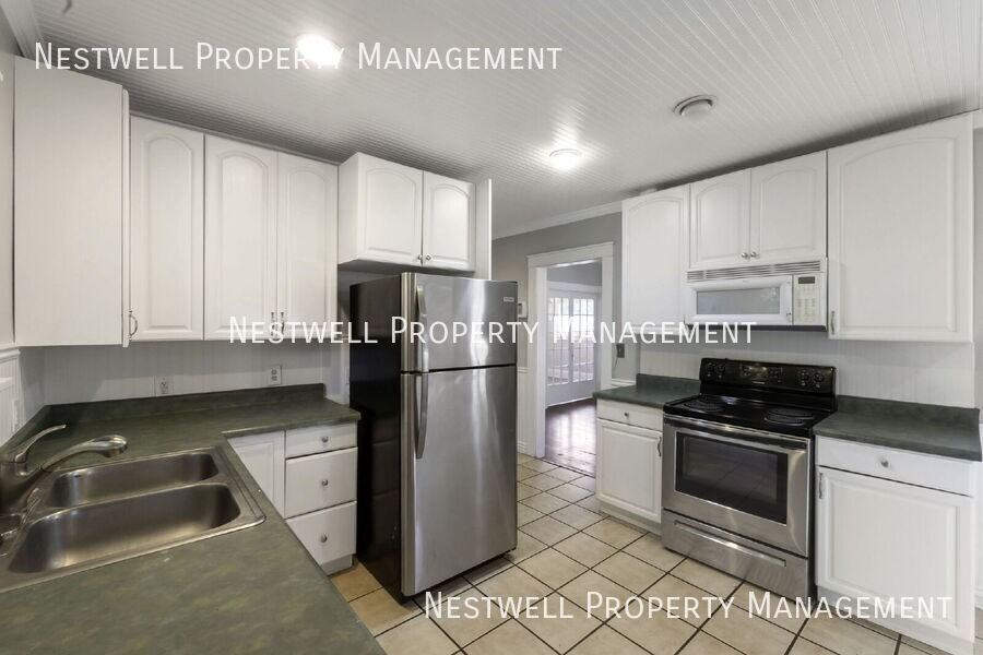 472 S 300 E - Photo 2 of 30