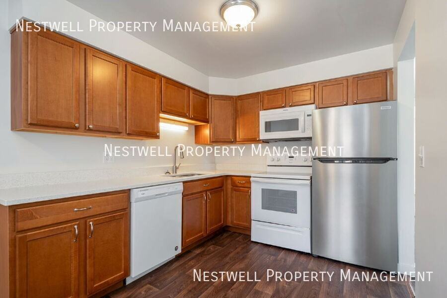 346 E 3360 S #2 - Photo 3 of 21