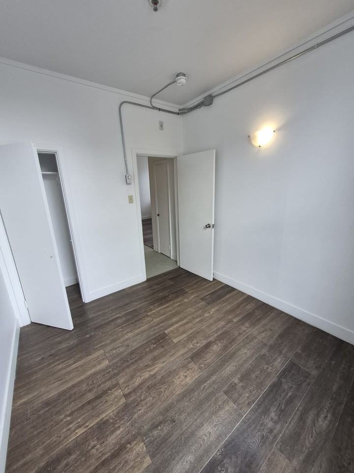 199 Union St - Photo 6 of 10