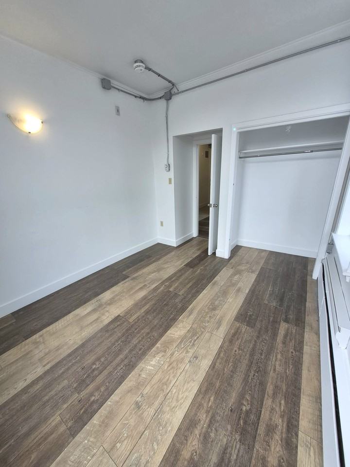 199 Union St - Photo 7 of 10