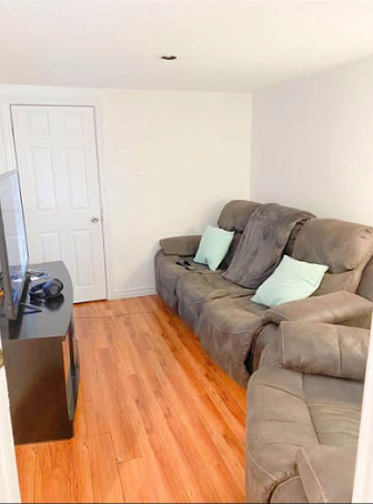 768 Hanson St - Photo 2 of 7