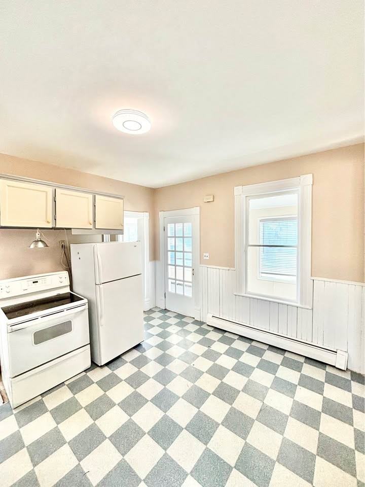 128 Gill St - Photo 2 of 17