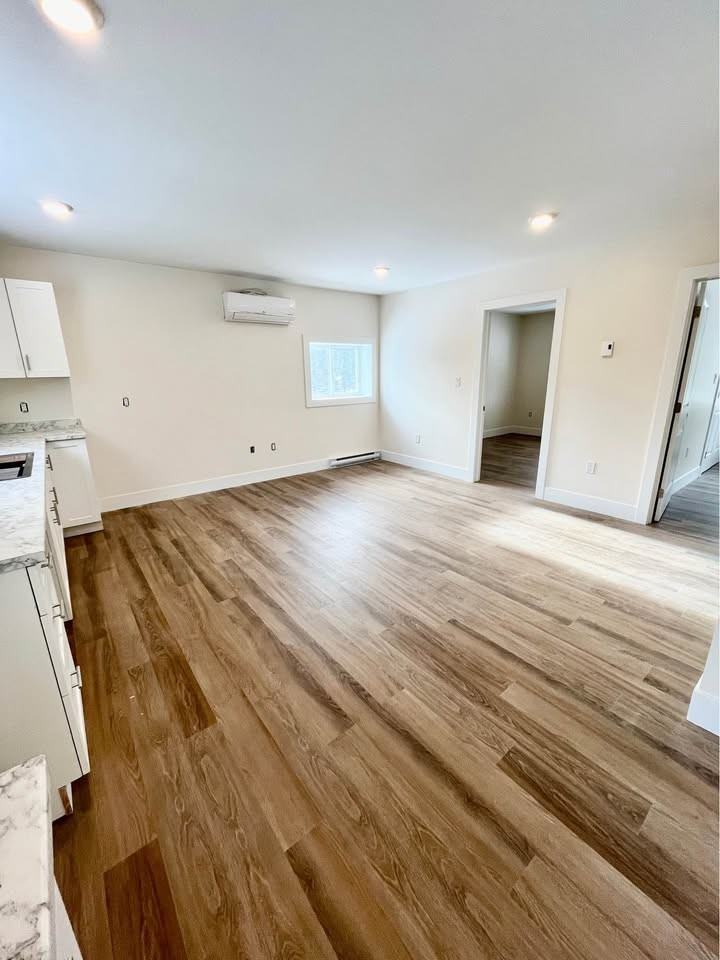 161 Nevers Rd - Photo 4 of 9