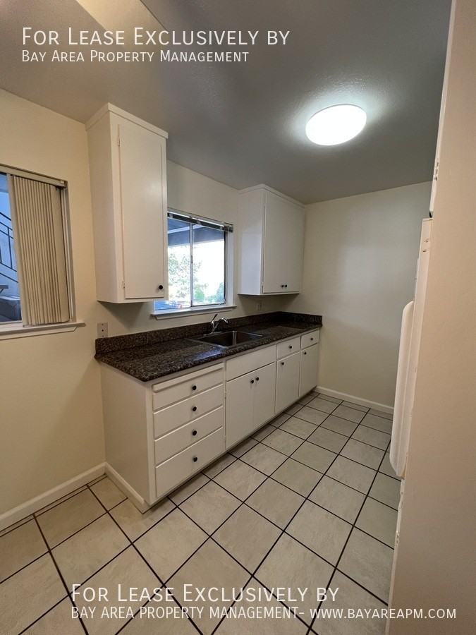 1235 Holly St #6 - Photo 4 of 9