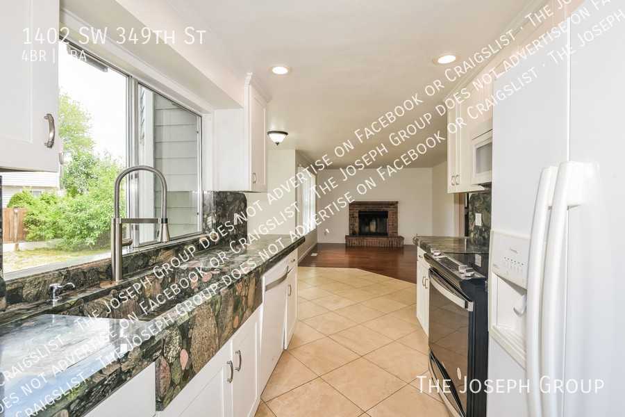 1402 Sw 349th St - Photo 5 of 17