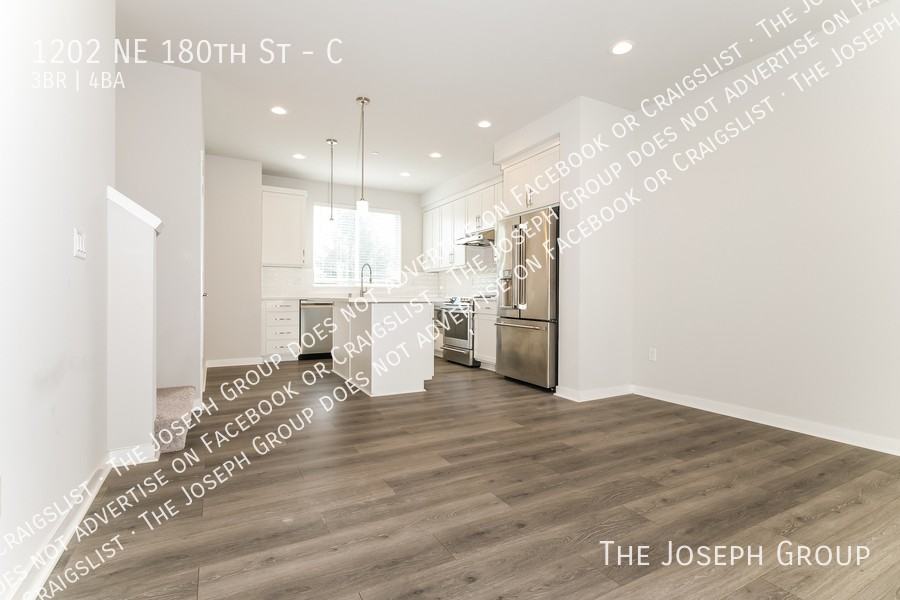 1202 Ne 180th St #C - Photo 2 of 33