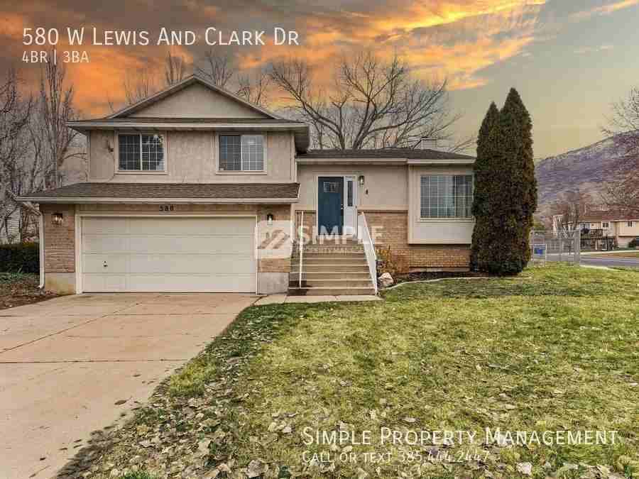 580 W Lewis And Clark Dr - Photo 2 of 32