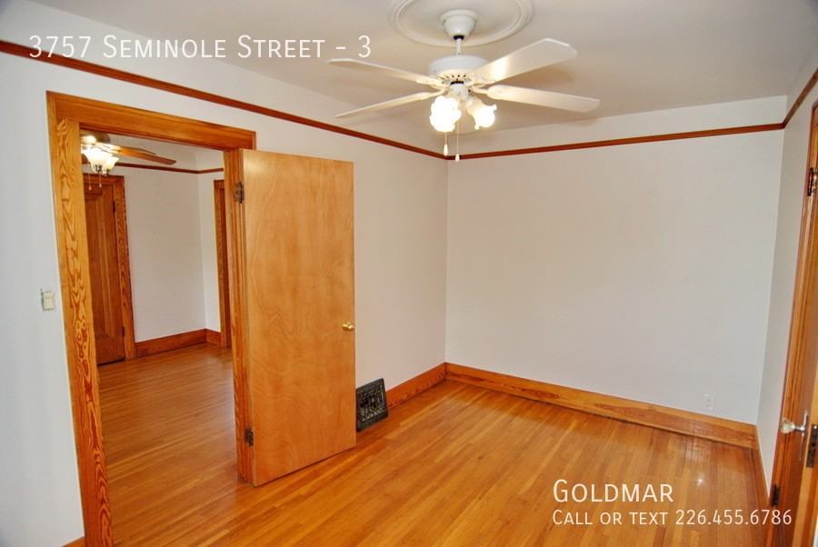 3757 Seminole St #3 - Photo 6 of 12