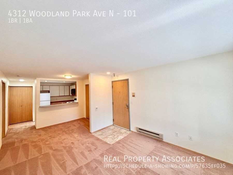 4312 Woodland Park Ave N #101 - Photo 4 of 13