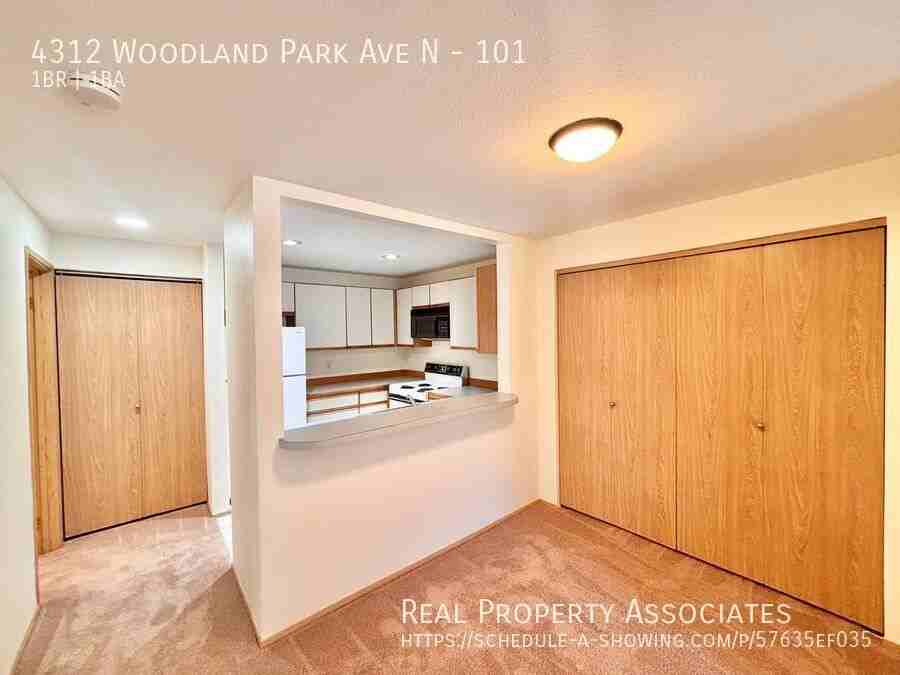 4312 Woodland Park Ave N #101 - Photo 5 of 13